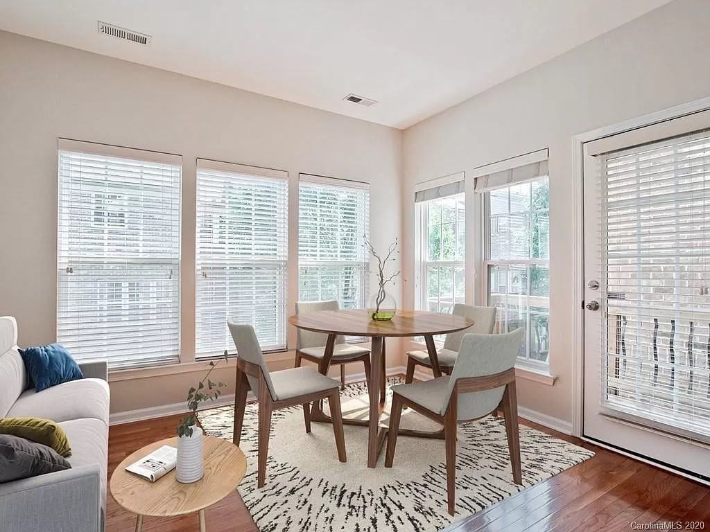 660 Penn Street #660PENNST - Photo 4 of 21