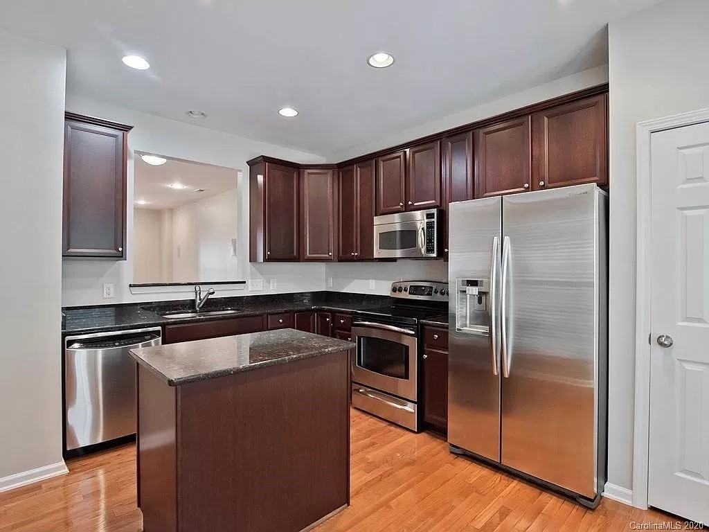 660 Penn Street #660PENNST - Photo 7 of 21