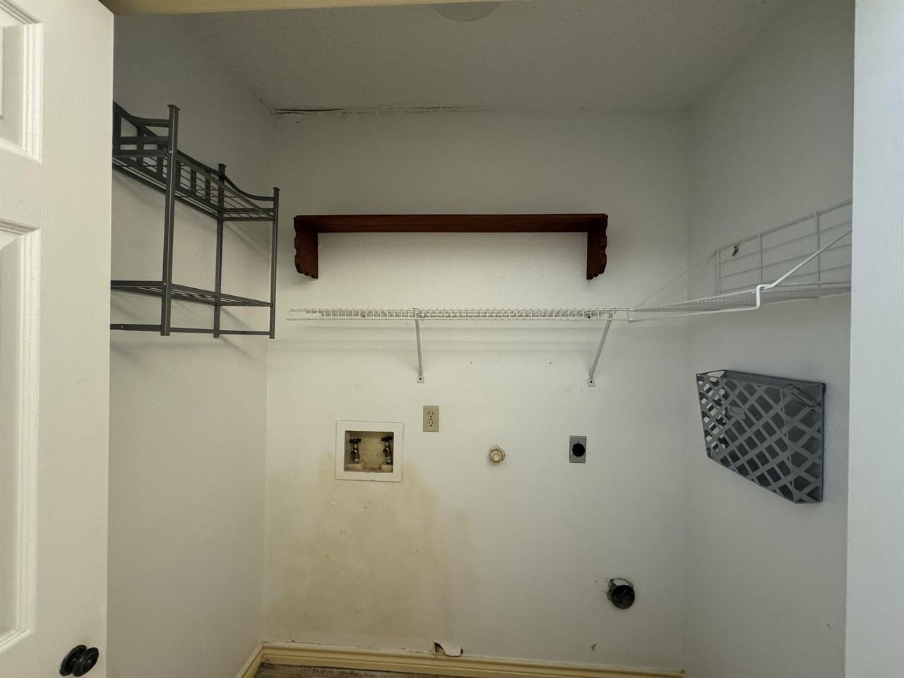 7126 Fort Collins Dr #1 - Photo 4 of 44