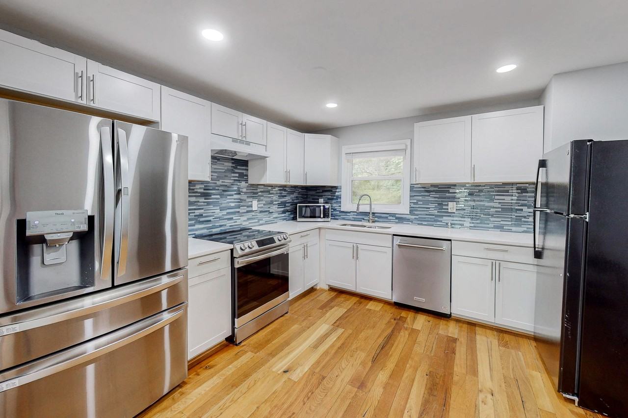 Bimini Ln - Photo 3 of 15