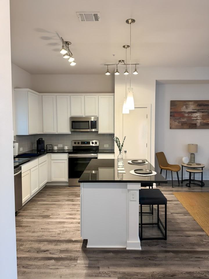 Oakside Trl - Photo 6 of 8