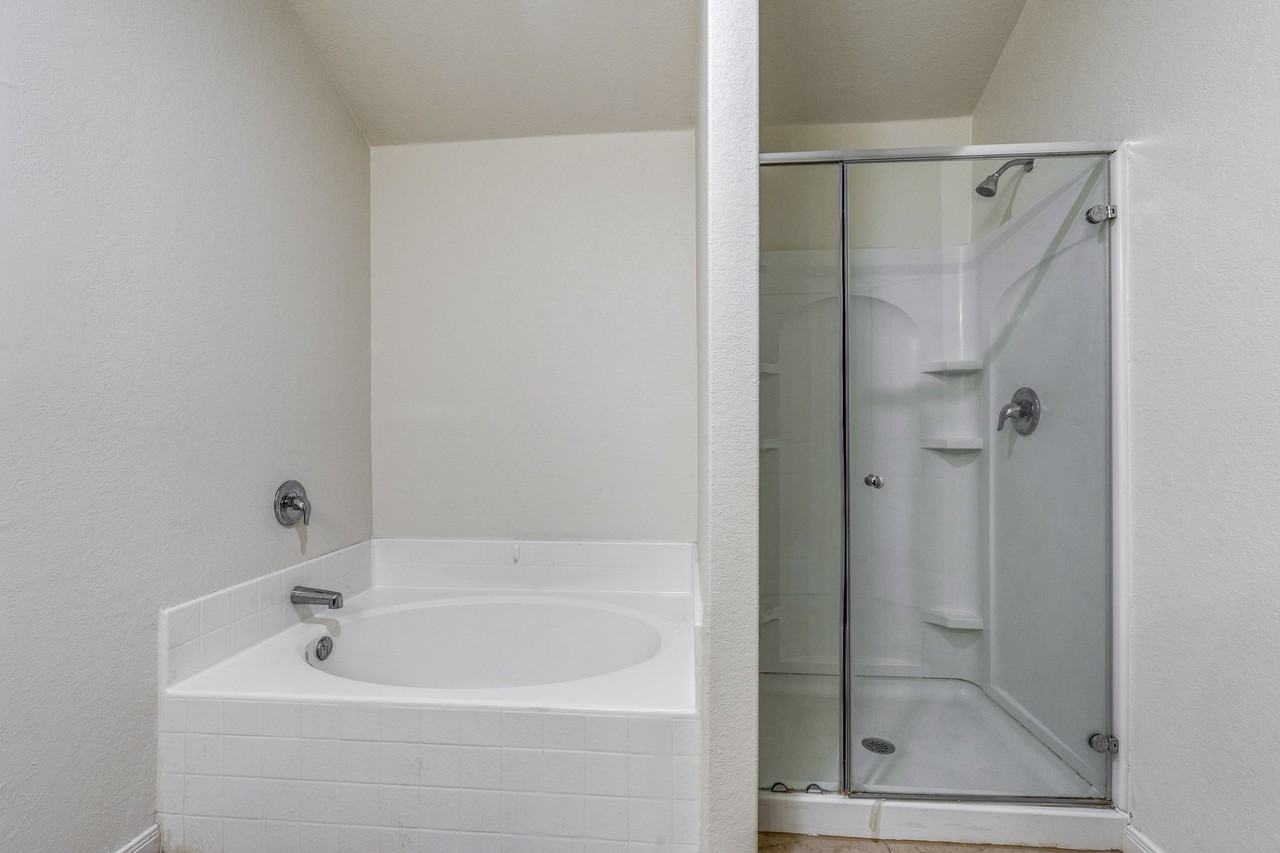 Azalea Way - Photo 4 of 9