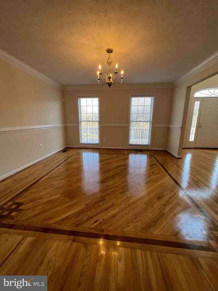 13145 Hillmeade Ct - Photo 2 of 43