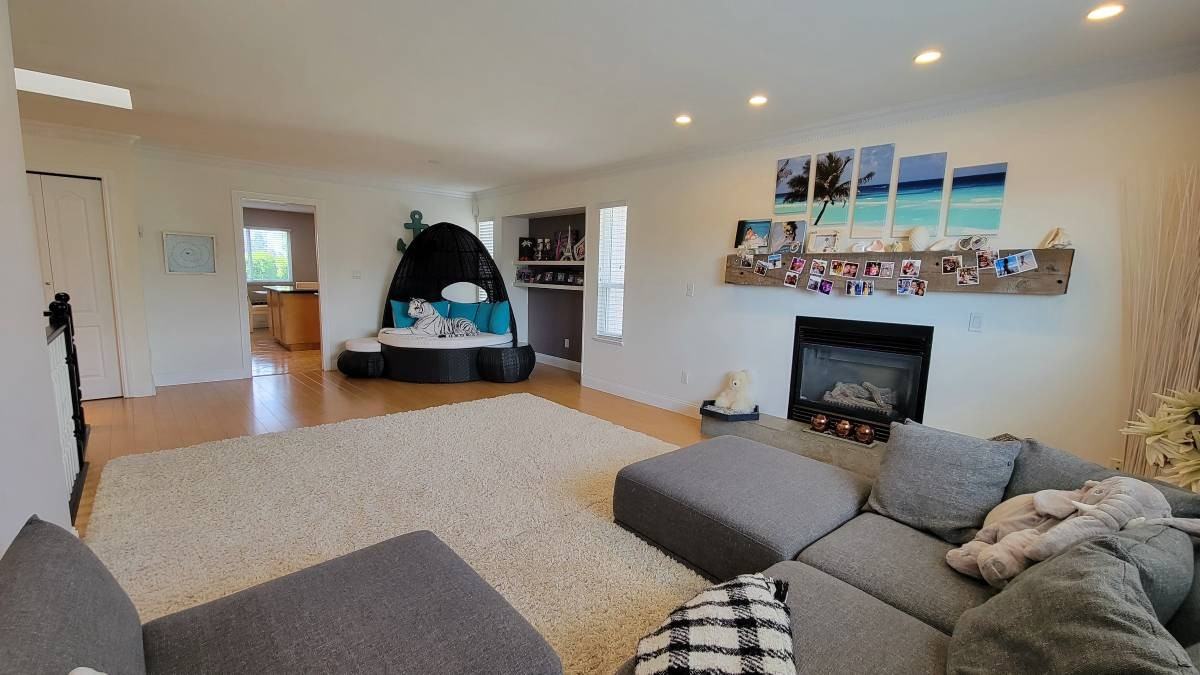 5106 214A Street - Photo 2 of 18