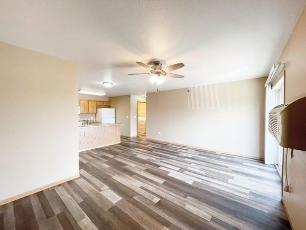 Burlington Apartments - Photo 7 of 15