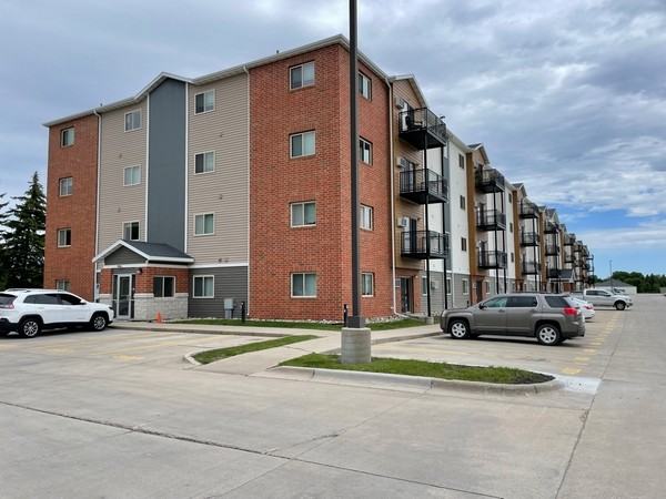 McEnroe Place Apartments - Photo 7 of 36