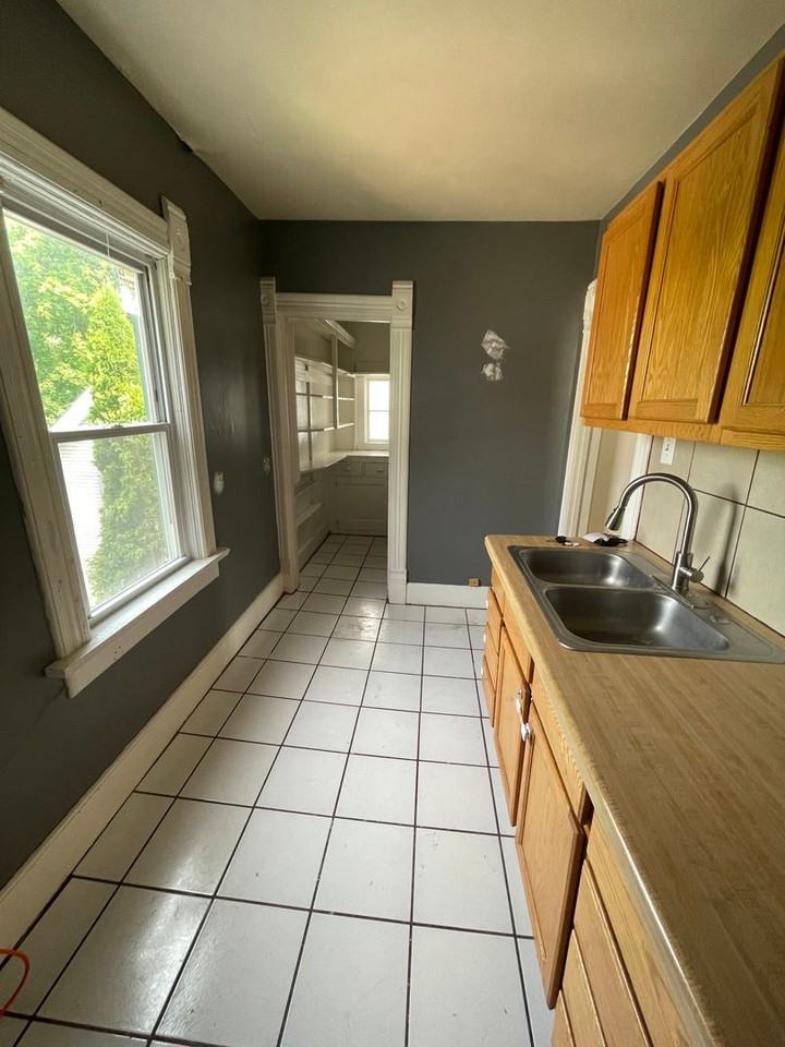 2485A N Cramer St - Photo 3 of 19