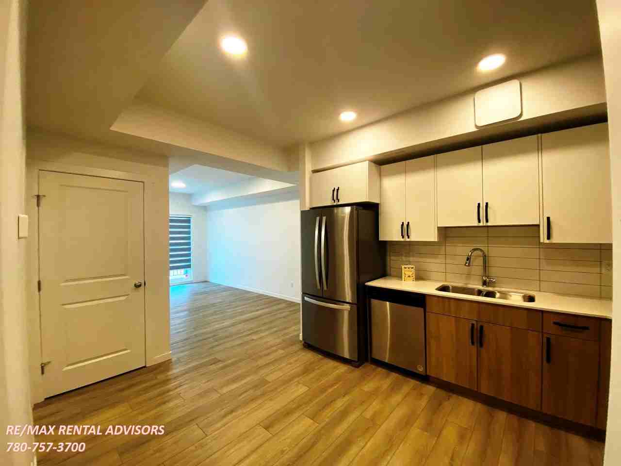 864 Secord Blvd Nw - Photo 3 of 9