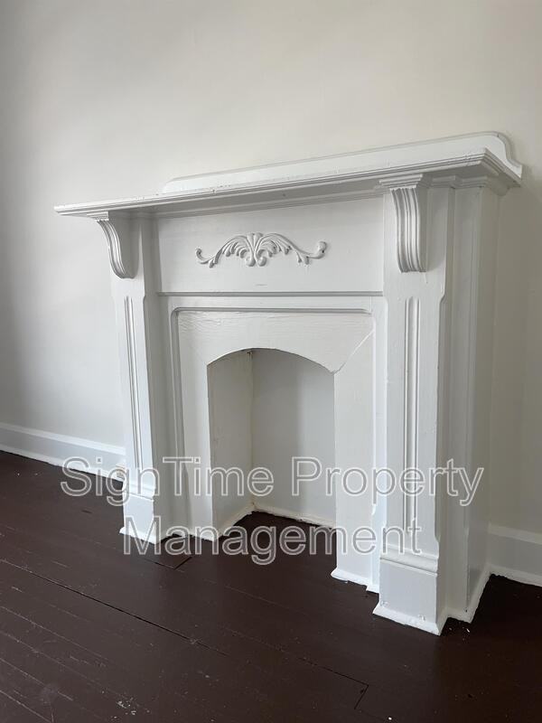 111 E Washington St - Photo 4 of 14