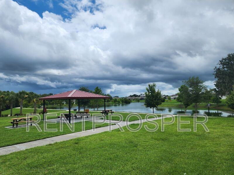 354 Wooded Vine Dr - Photo 4 of 22