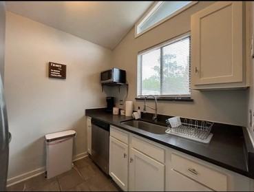 10753 Kusaie Dr S - Photo 4 of 19