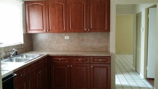 1317 W Hiawatha St - Photo 2 of 10