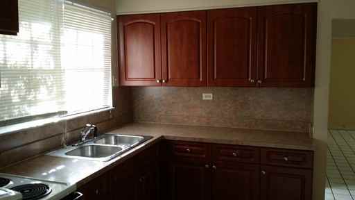 1317 W Hiawatha St - Photo 3 of 10