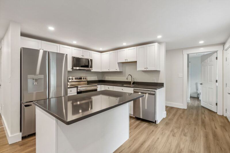 1393 Portland Rd - Photo 2 of 20
