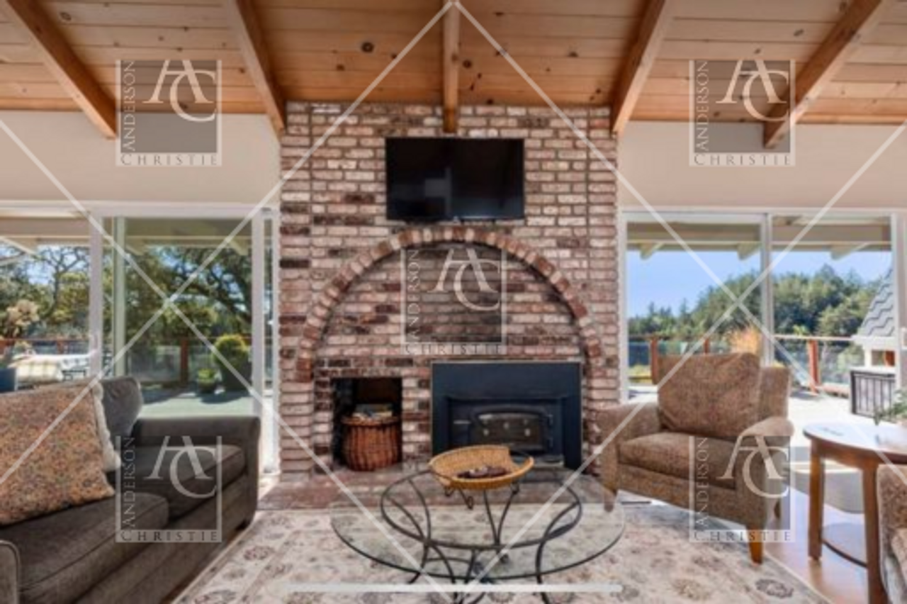 340 Summerhill Dr - Photo 2 of 44