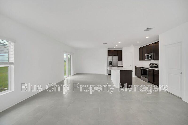 1623 Reservoir Pl - Photo 7 of 40