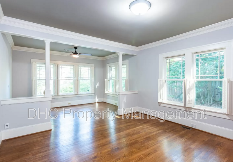 1205 Clifton Rd Ne - Photo 3 of 32