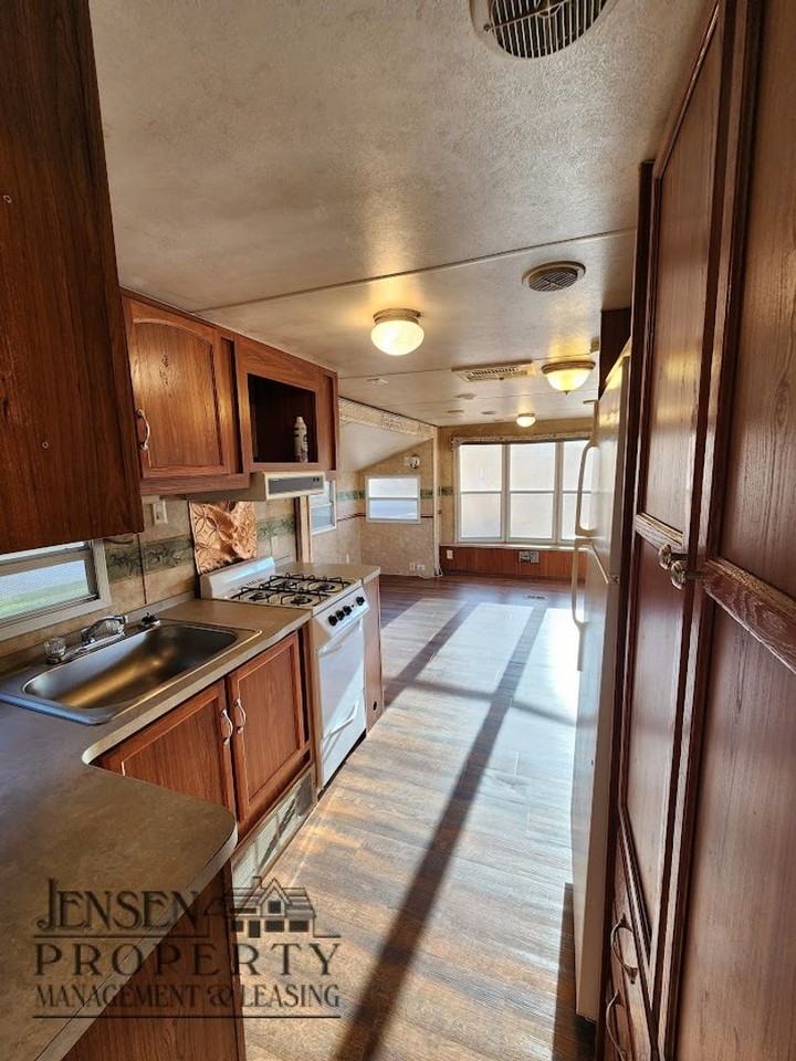 100 Lava Rd - Photo 6 of 19