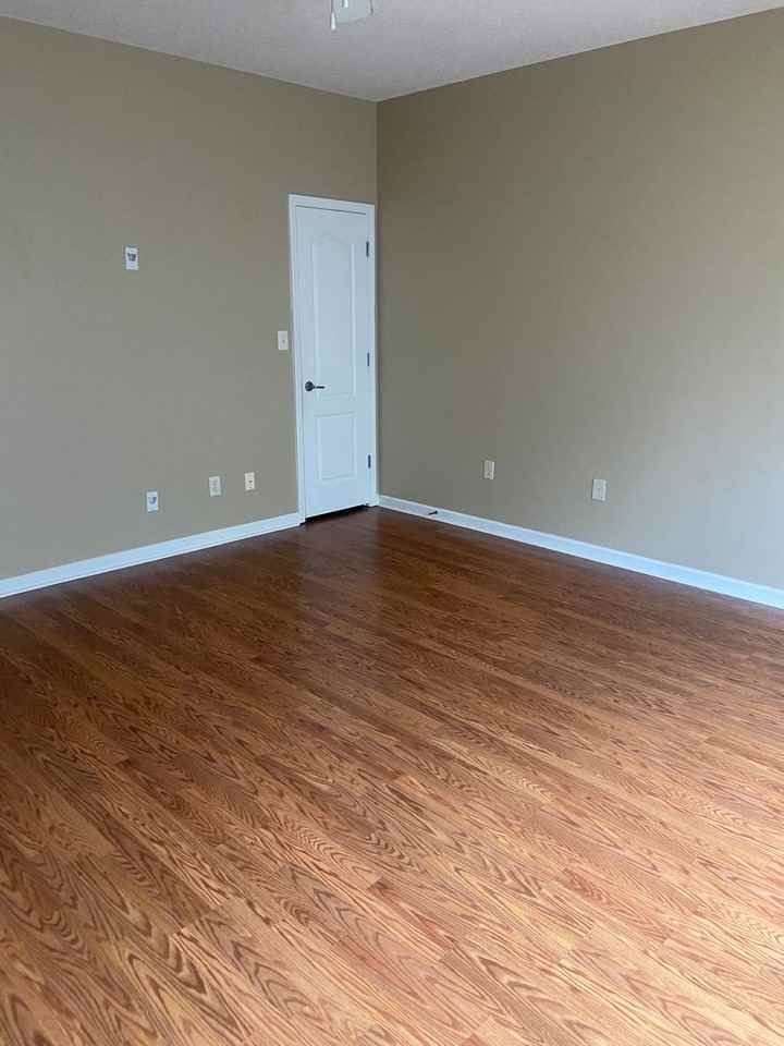 3945 Amanda Ct - Photo 7 of 11