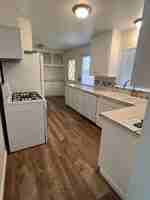 featured image of 494 East Ave