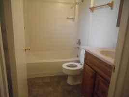 featured image of 684 E 12th St