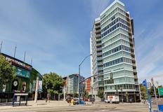 1926 W Burnside St #1513 - Photo 1 of 1