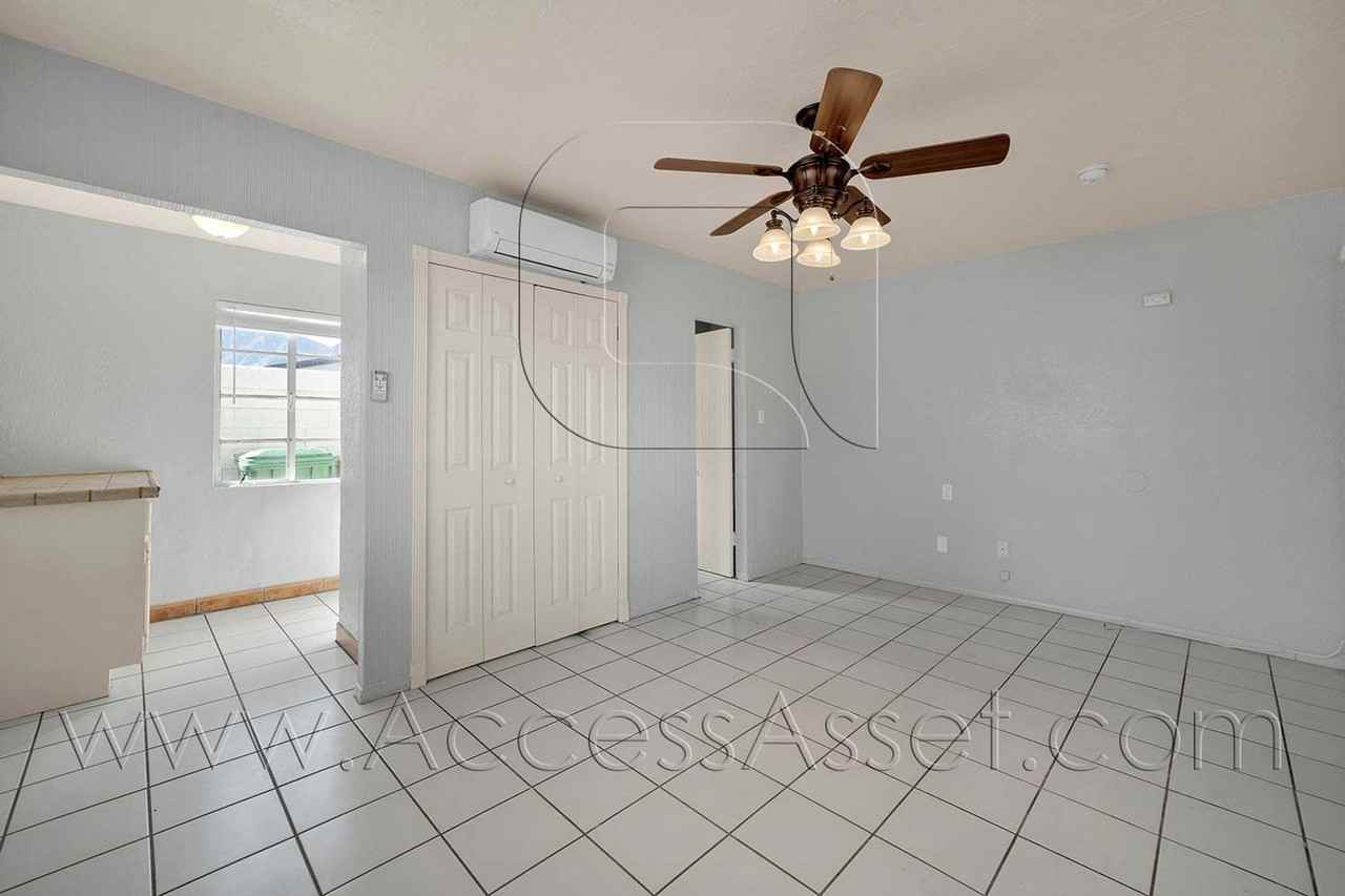 (*) Ave. La Fonda 78660 - Photo 2 of 22