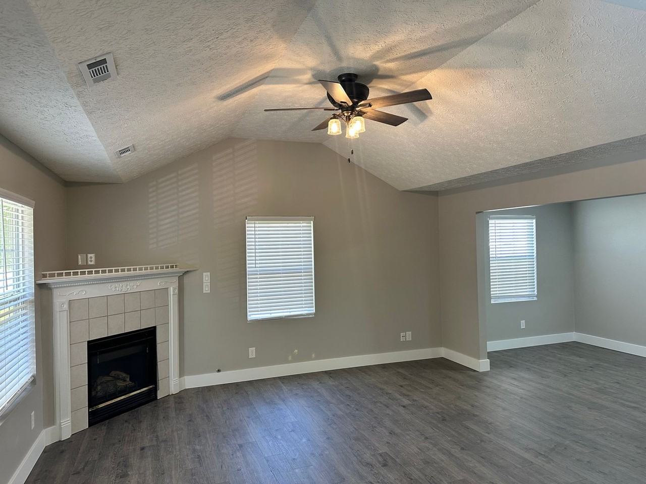 Batchelor Heights - Photo 2 of 46