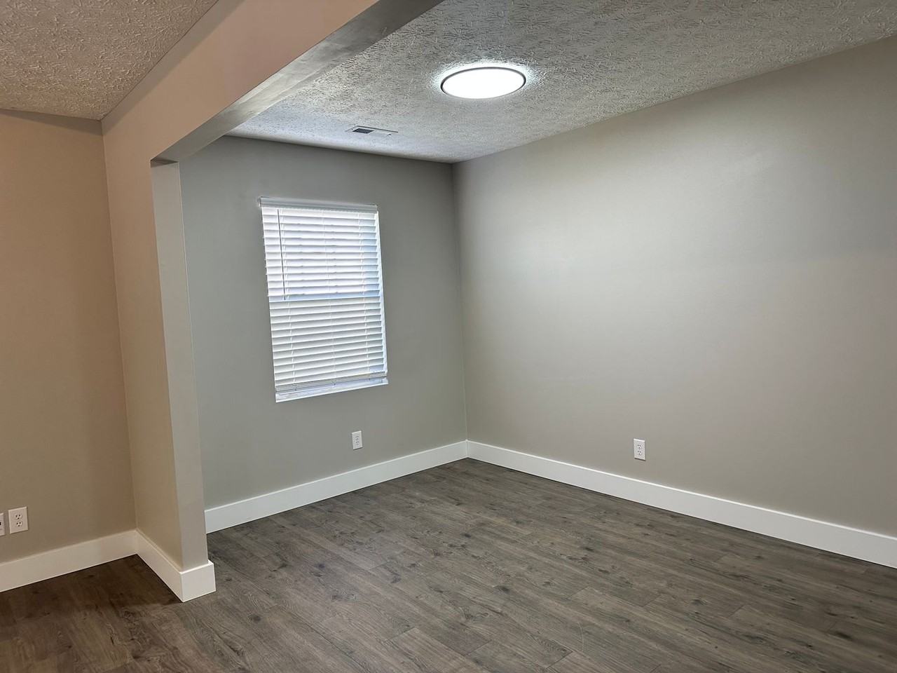 Batchelor Heights - Photo 3 of 46