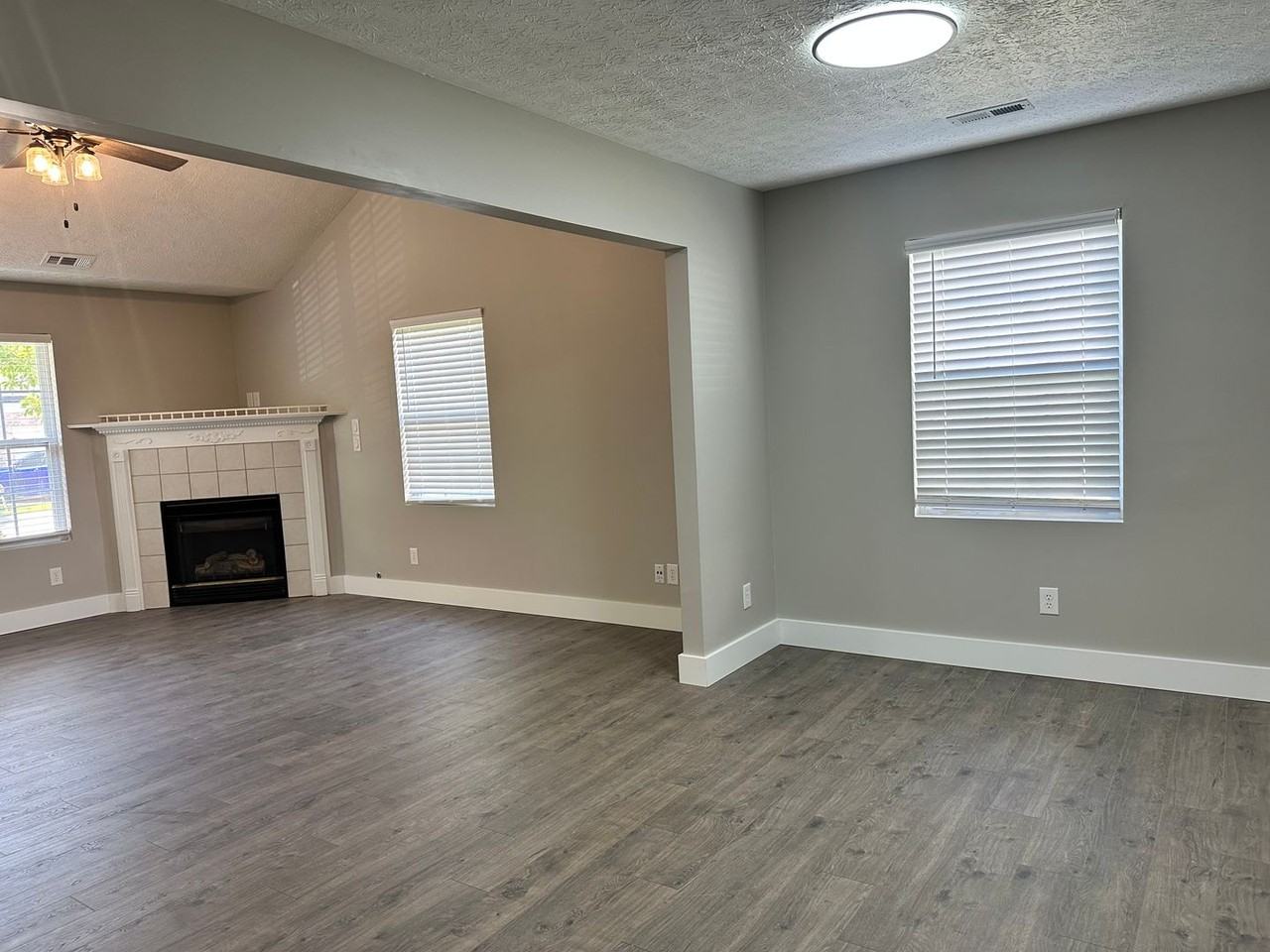 Batchelor Heights - Photo 4 of 46