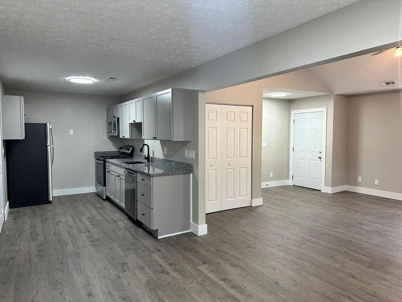 Batchelor Heights - Photo 6 of 46