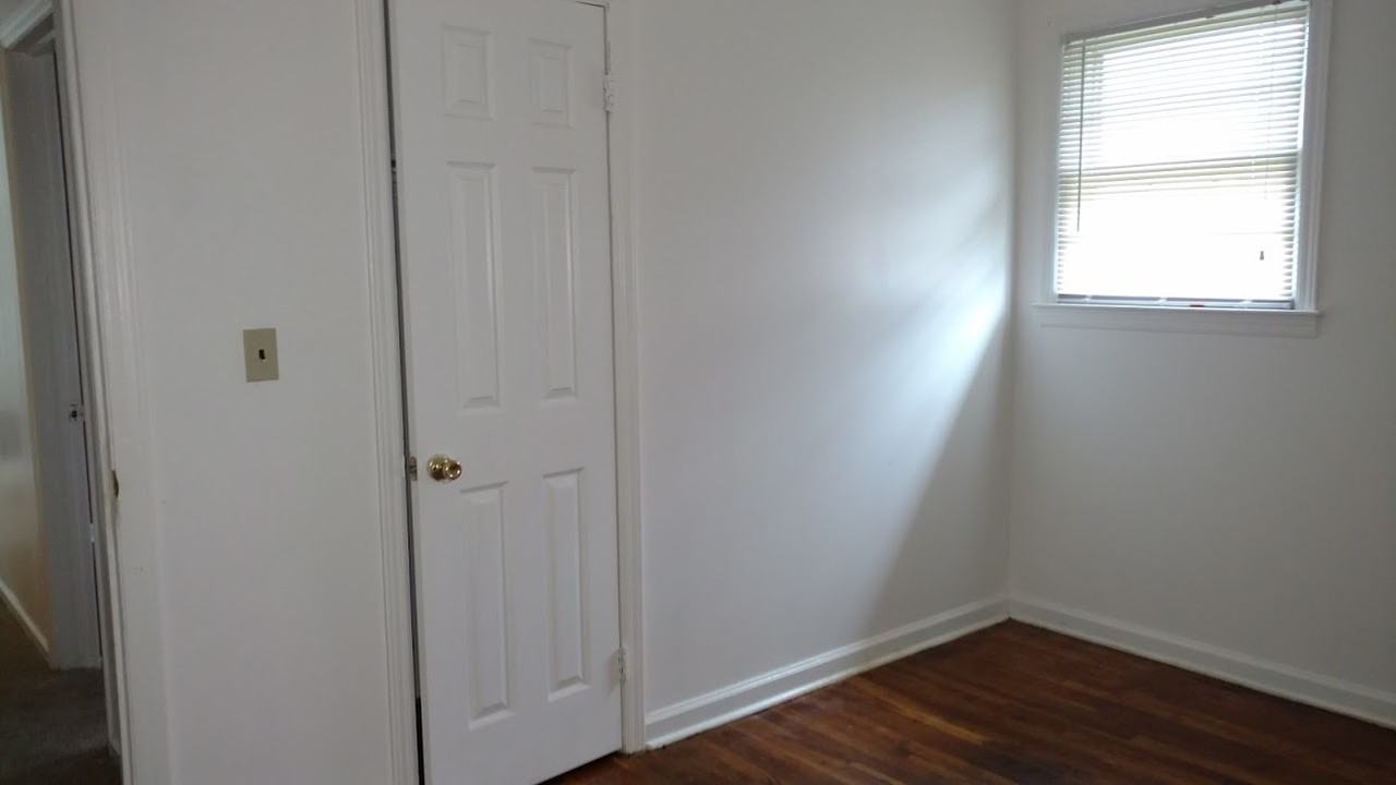 1612 Bryan St - Photo 6 of 15