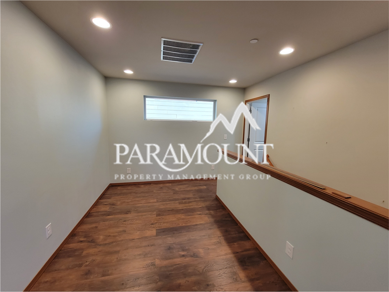 1023 Sedonia St - Photo 5 of 13