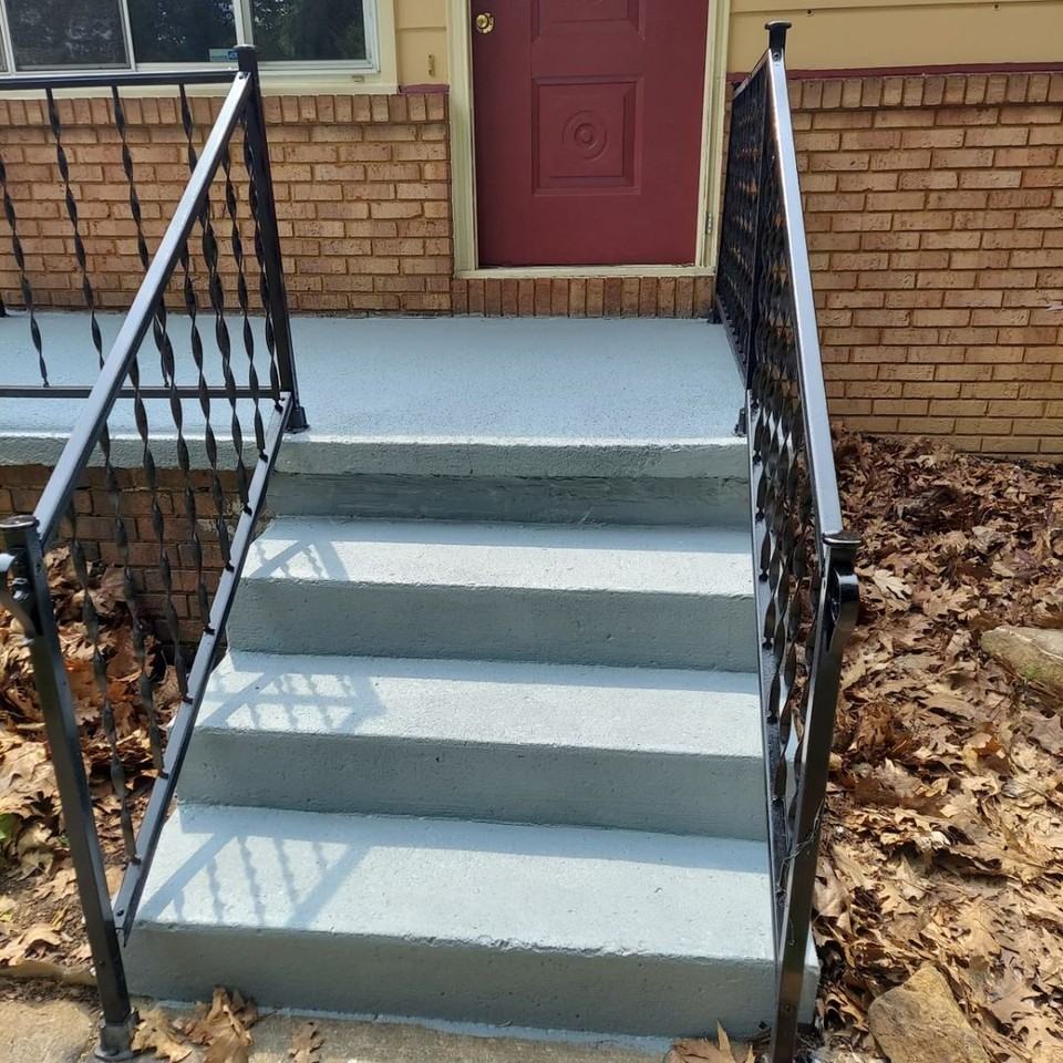 8278 Southern Blvd - Photo 2 of 19