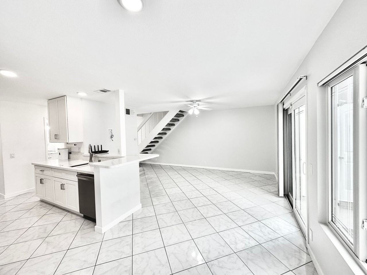12175 Wilsey Way - Photo 6 of 35