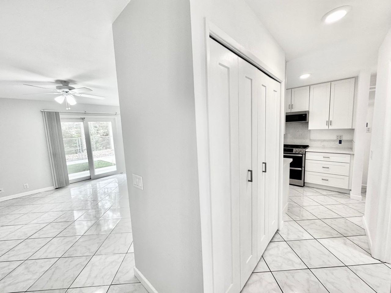 12175 Wilsey Way - Photo 7 of 35