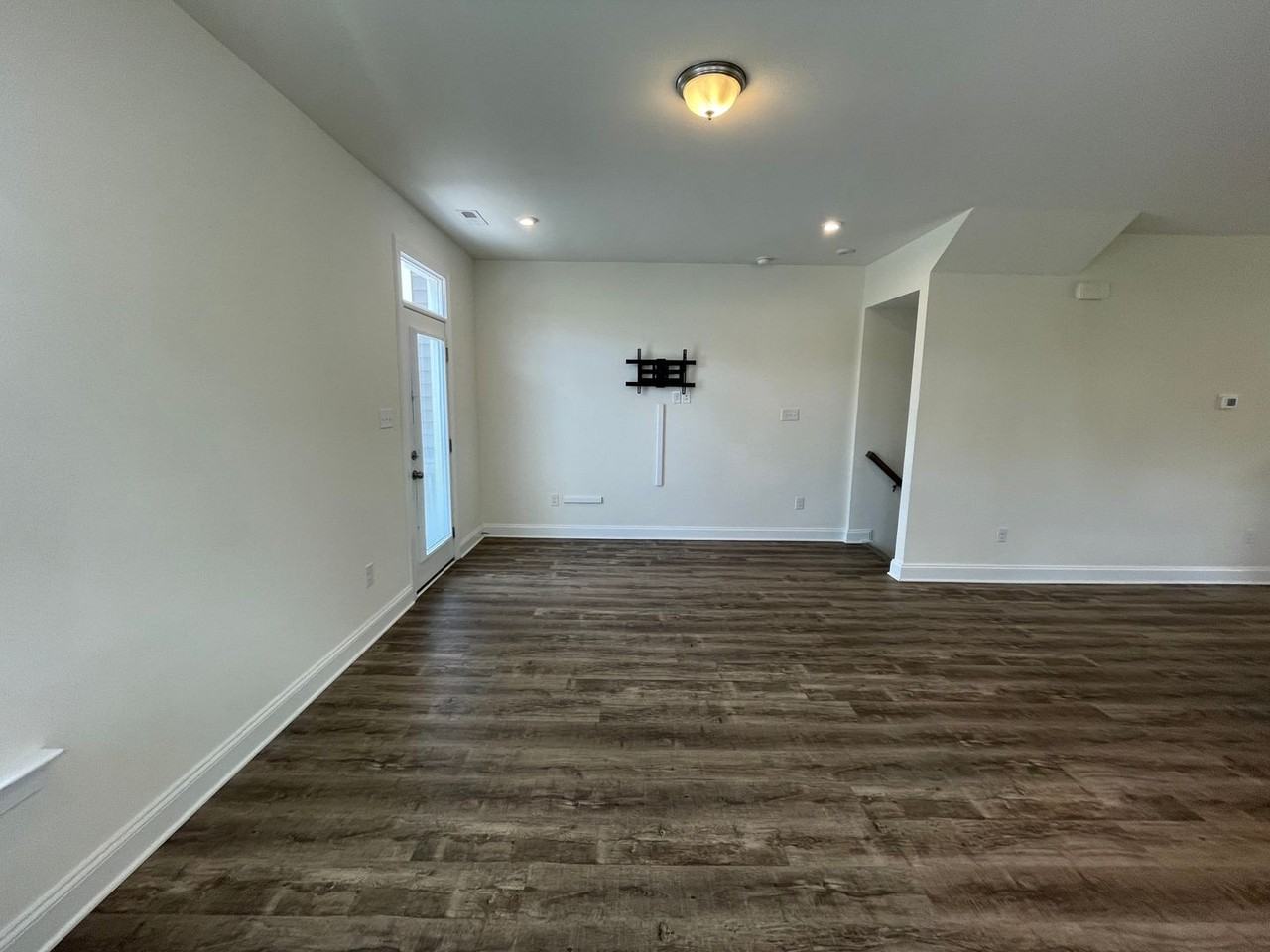 17237 Gossamer Dr - Photo 3 of 14