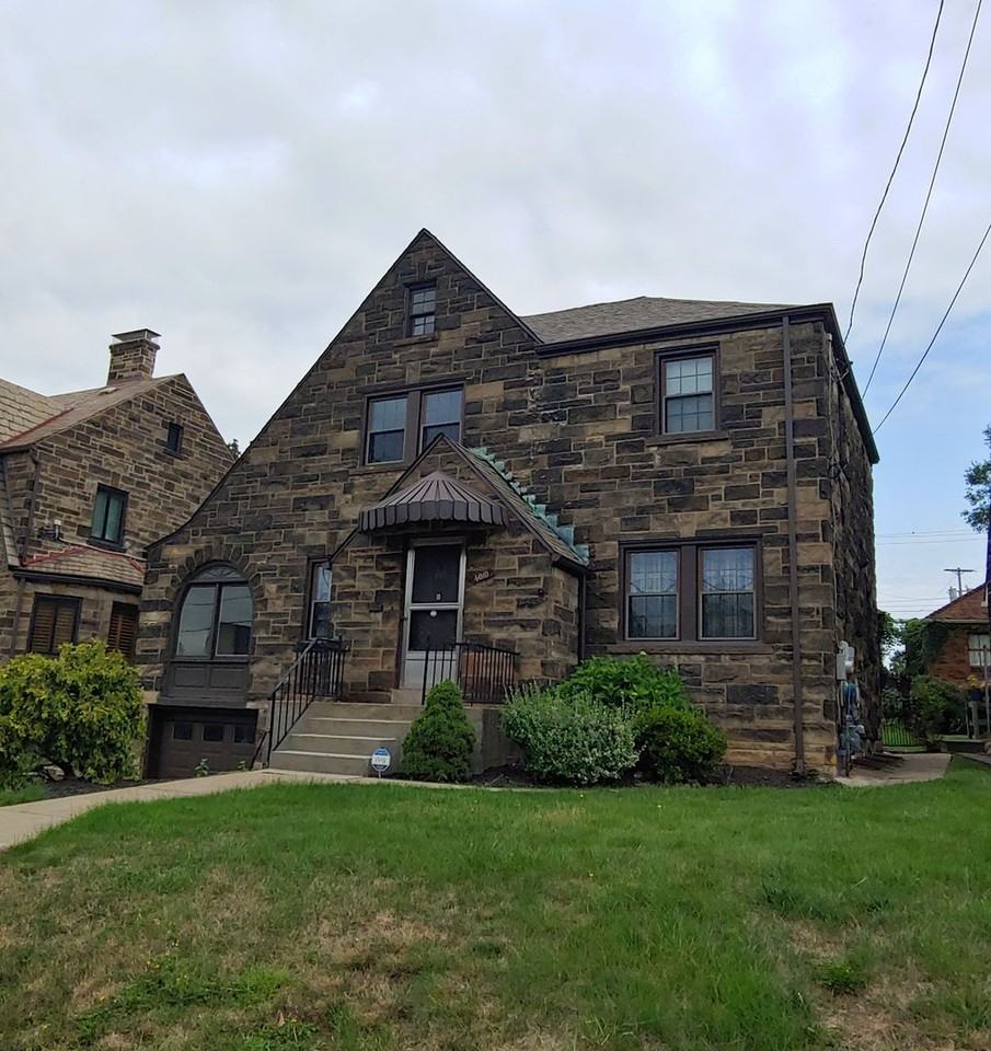 4010 Dalewood St - Photo 2 of 38