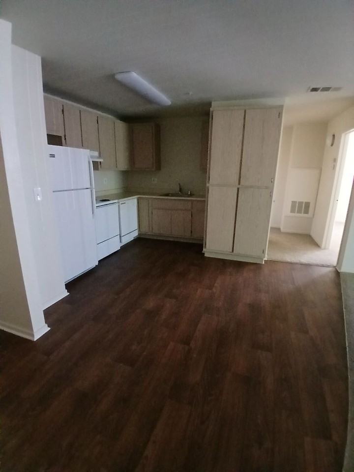 Woodcreek Senior Commons - Photo 3 of 22