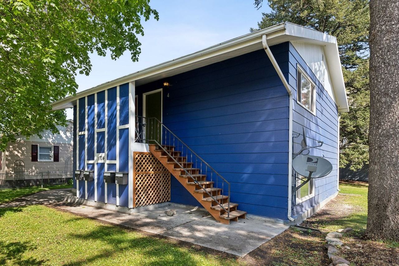 1704 Howell (4 Plex) - Photo 2 of 27