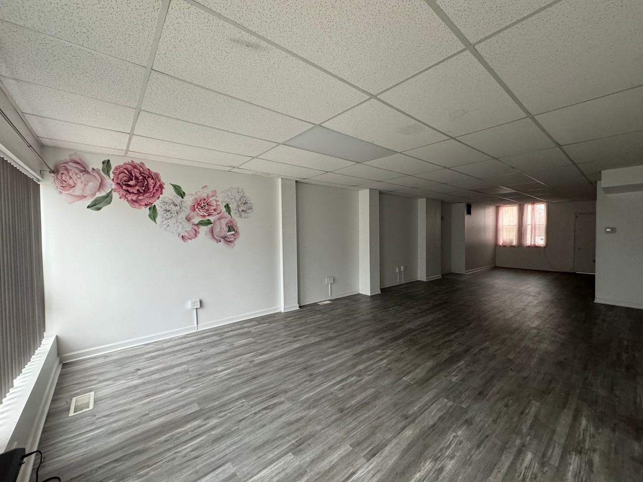 6417 Harford Rd - Photo 2 of 12