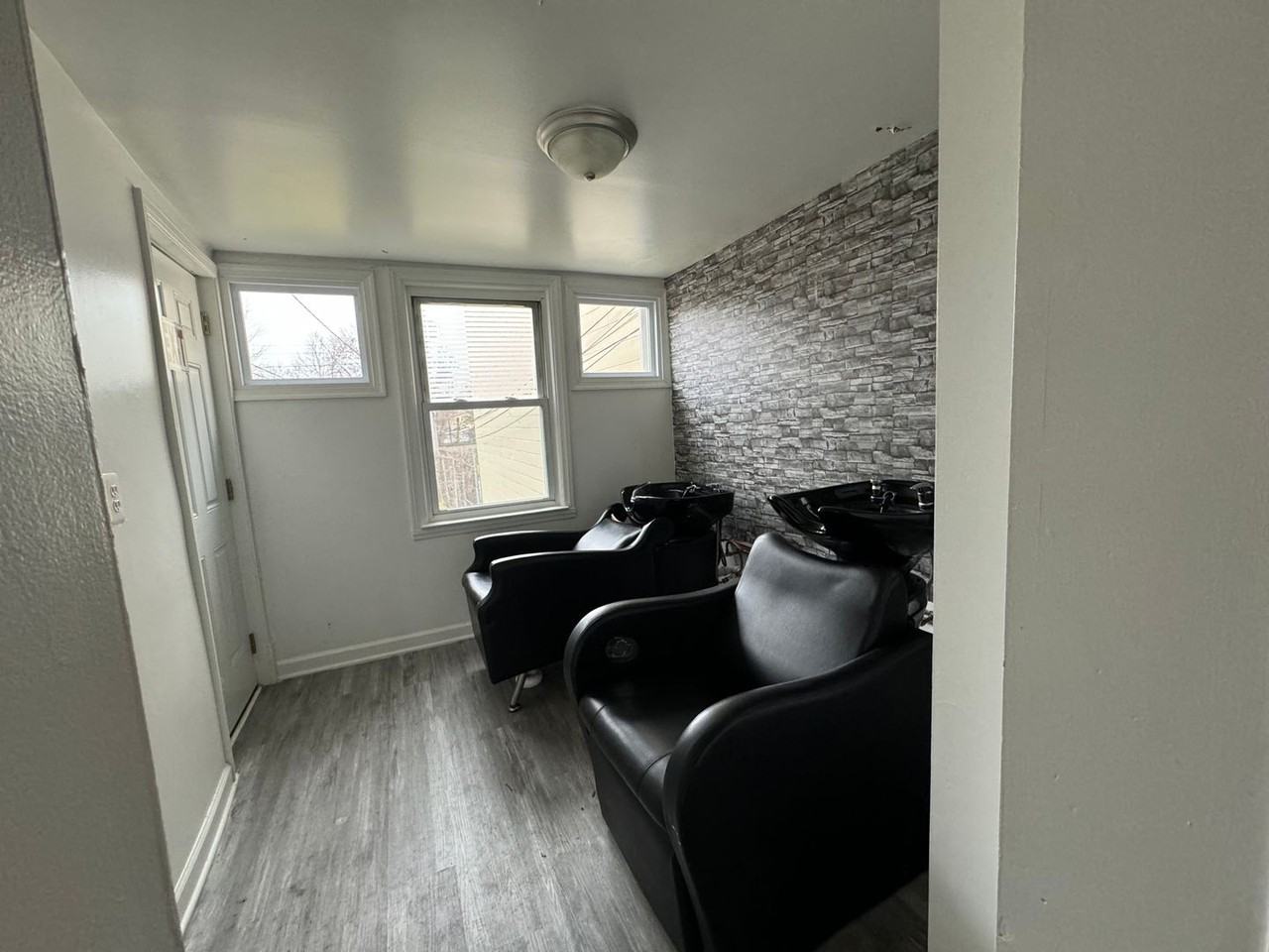 6417 Harford Rd - Photo 3 of 12