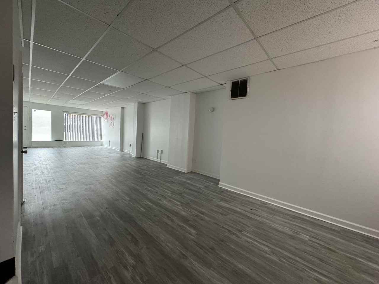 6417 Harford Rd - Photo 4 of 12