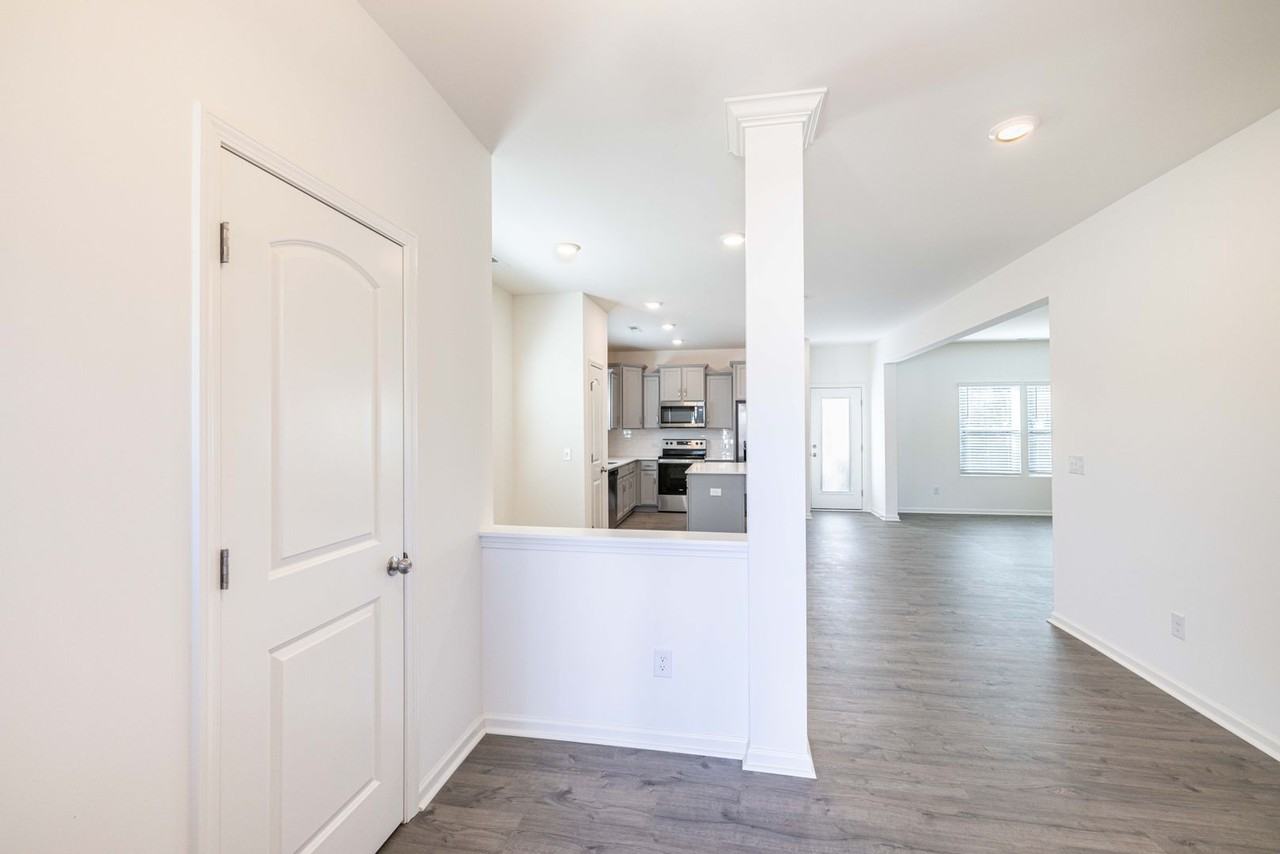 854 Scotch Meadows Loop - Photo 2 of 30