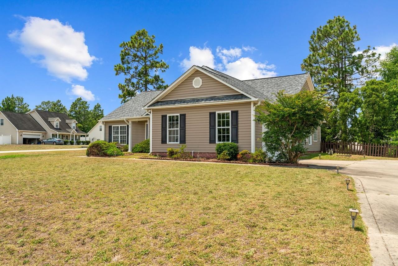 11 Sawtooth Oak Cir - Photo 2 of 43