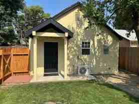 2701 San Emidio St #B - Photo 1 of 1