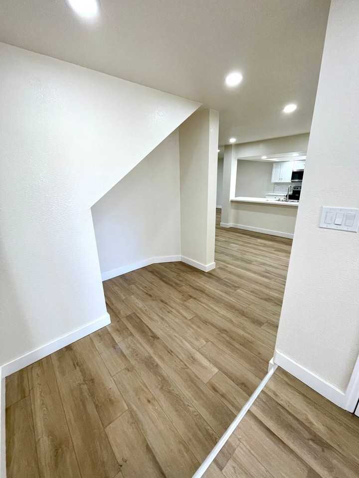 2689 Country Club Dr - Photo 4 of 50