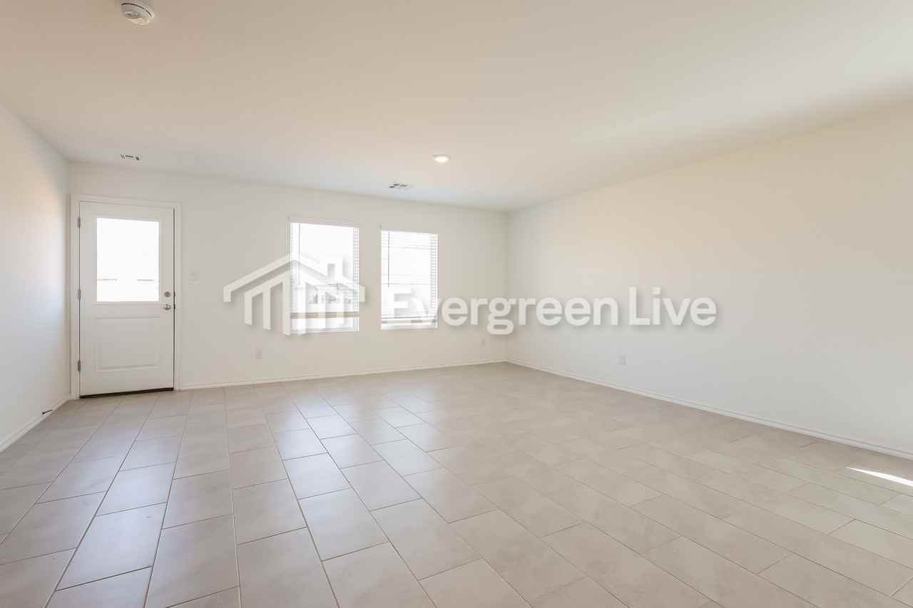 10913 Sw 22nd St - Photo 3 of 16