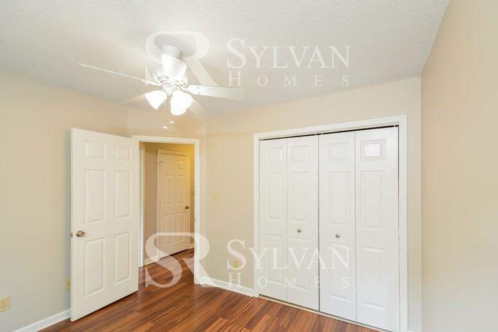 1218 Kendall Dr - Photo 3 of 16