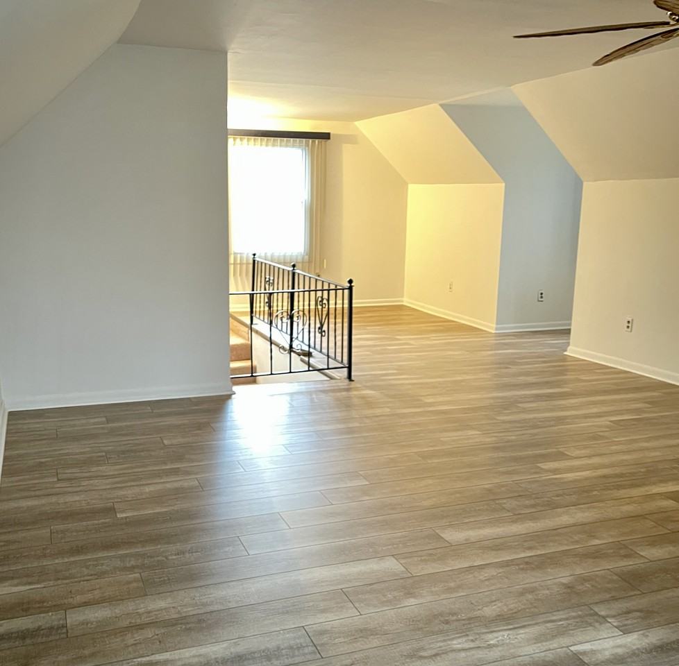 1231 Washtenaw Rd #2STUDIO - Photo 3 of 12